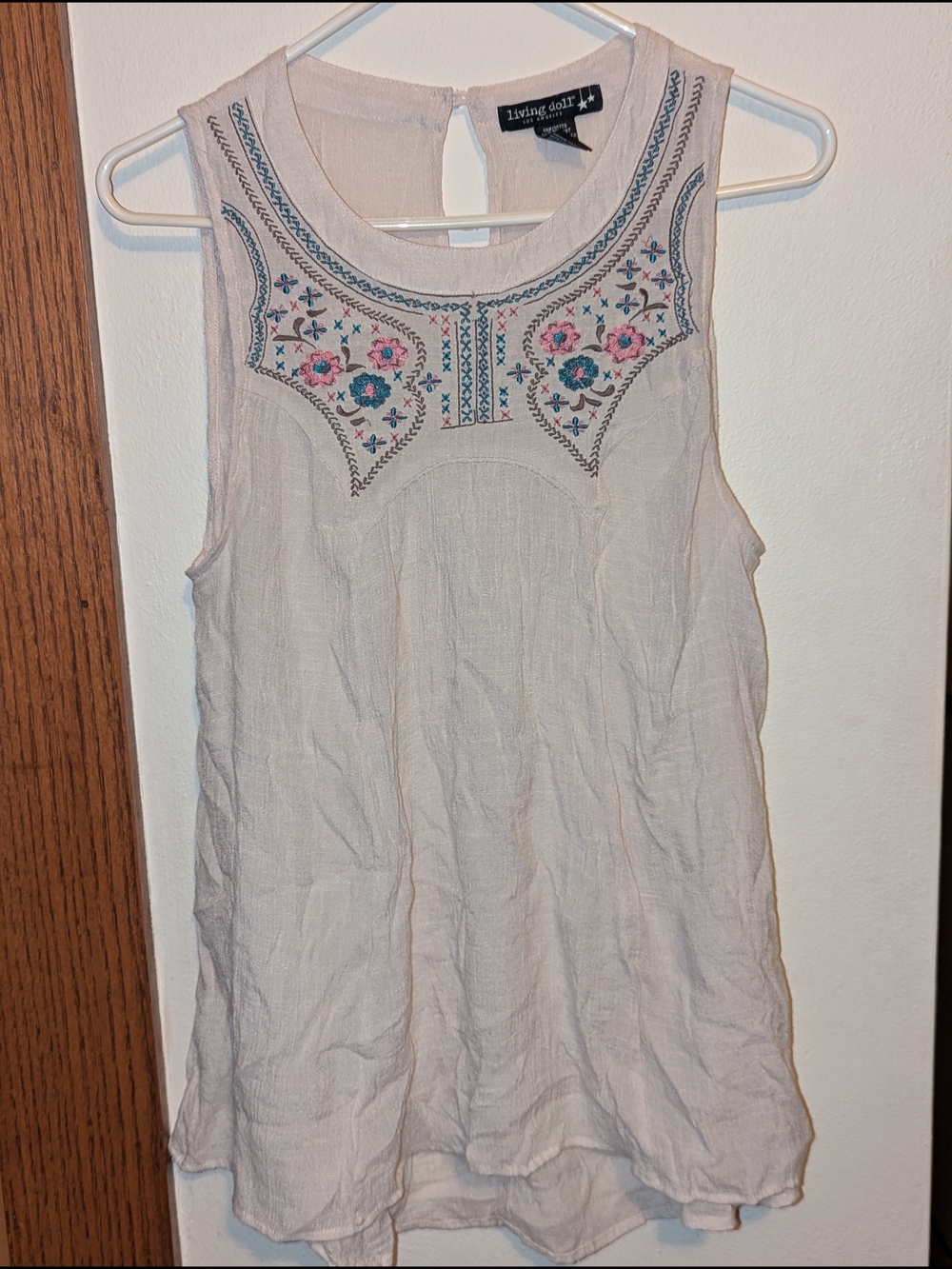 Living Doll Cream Embroidered Sleeveless Women's Top